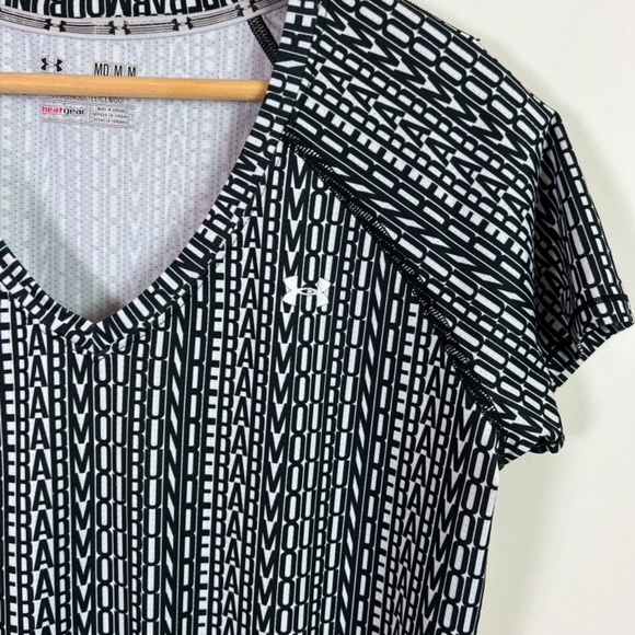 Under Armour Women’s Black and White V Neckline Active Tee Shirt Size Medium - Picture 2 of 4